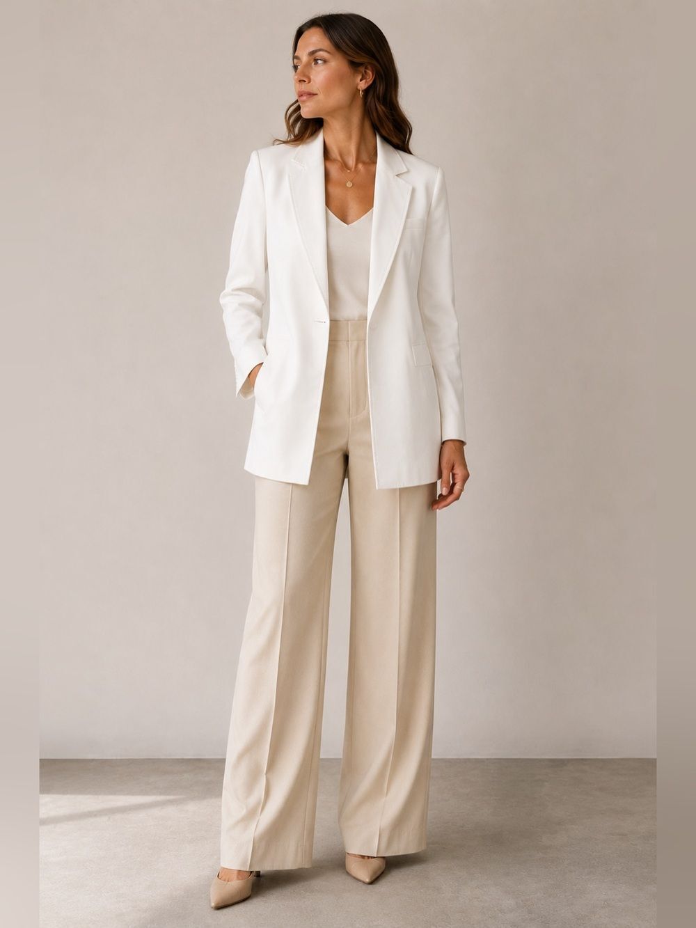 Burberry- Women’s Cotton Shorter Length Trench Jacket in White Size US 8
